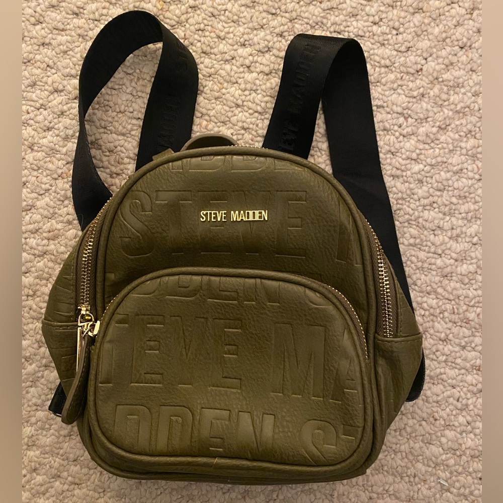 Steve Madden mini backpack